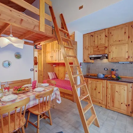 Rochebrune 200m From - Happy Apartman