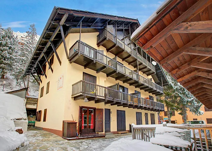 Apartment Rochebrune 200m From - Happy
